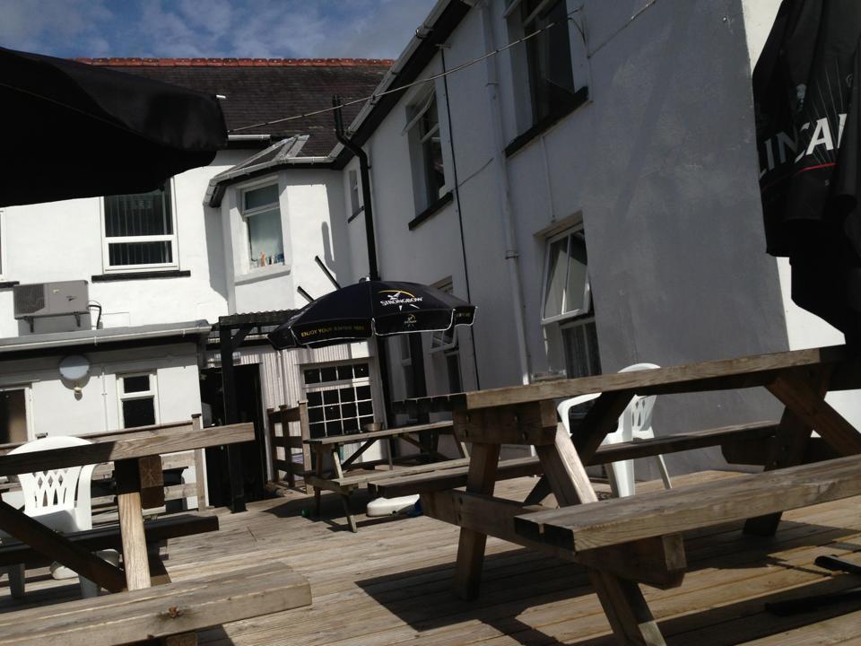 Coach & Horses Bed & Breakfast Tredegar Ngoại thất bức ảnh