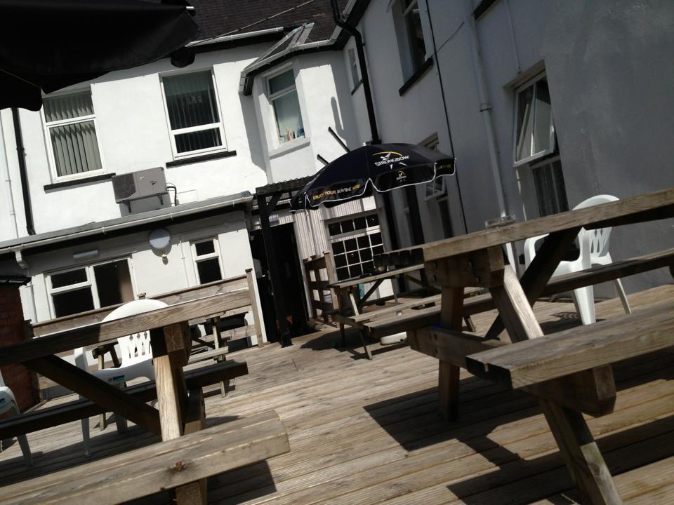 Coach & Horses Bed & Breakfast Tredegar Ngoại thất bức ảnh