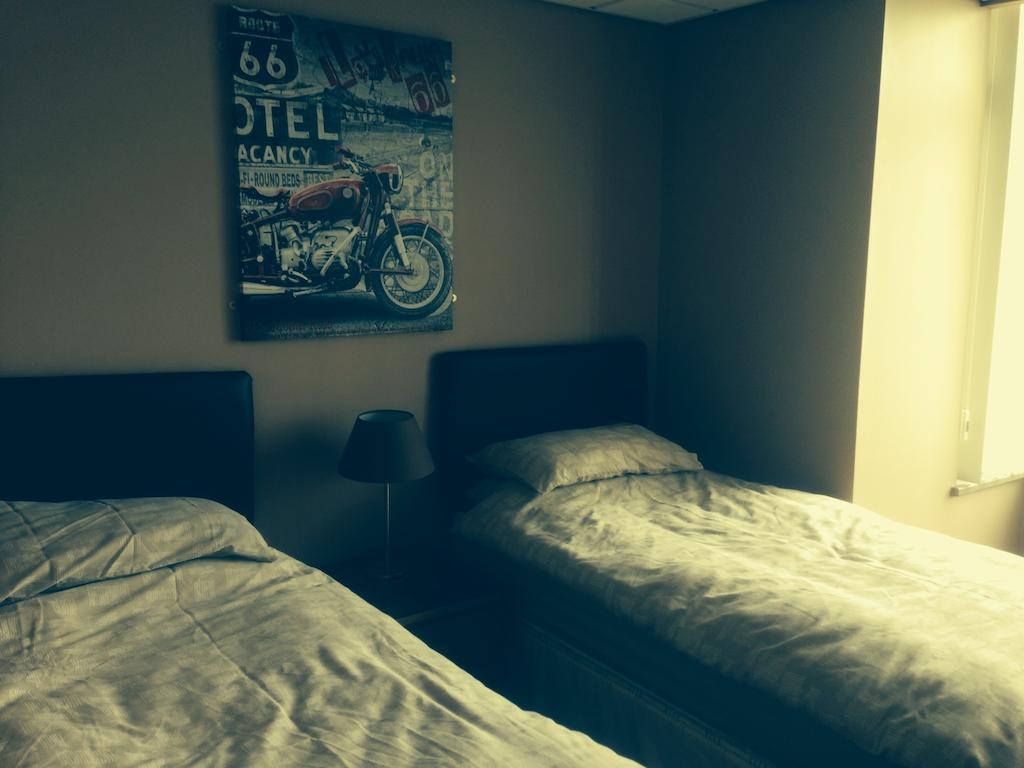 Coach & Horses Bed & Breakfast Tredegar Ngoại thất bức ảnh